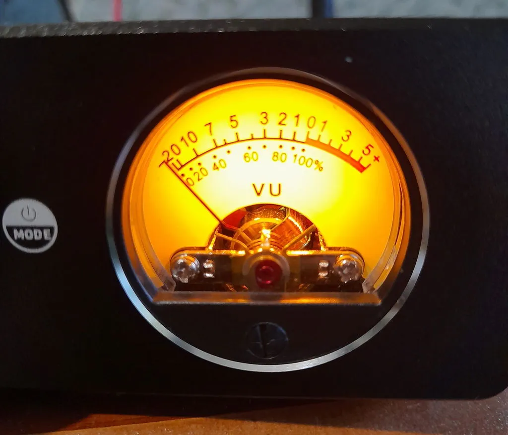 Aiyima Decoder forstærker EU 32V 2x300W Bluetooth