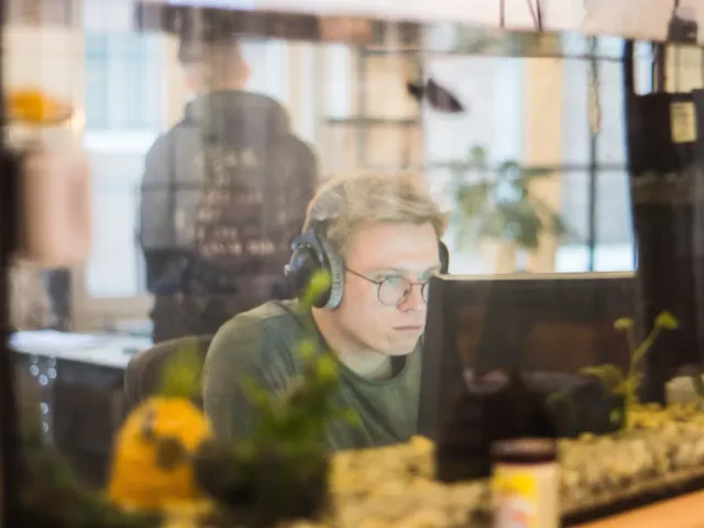 Dutch & Dutch Remote Commissioning Service rumkorrektion