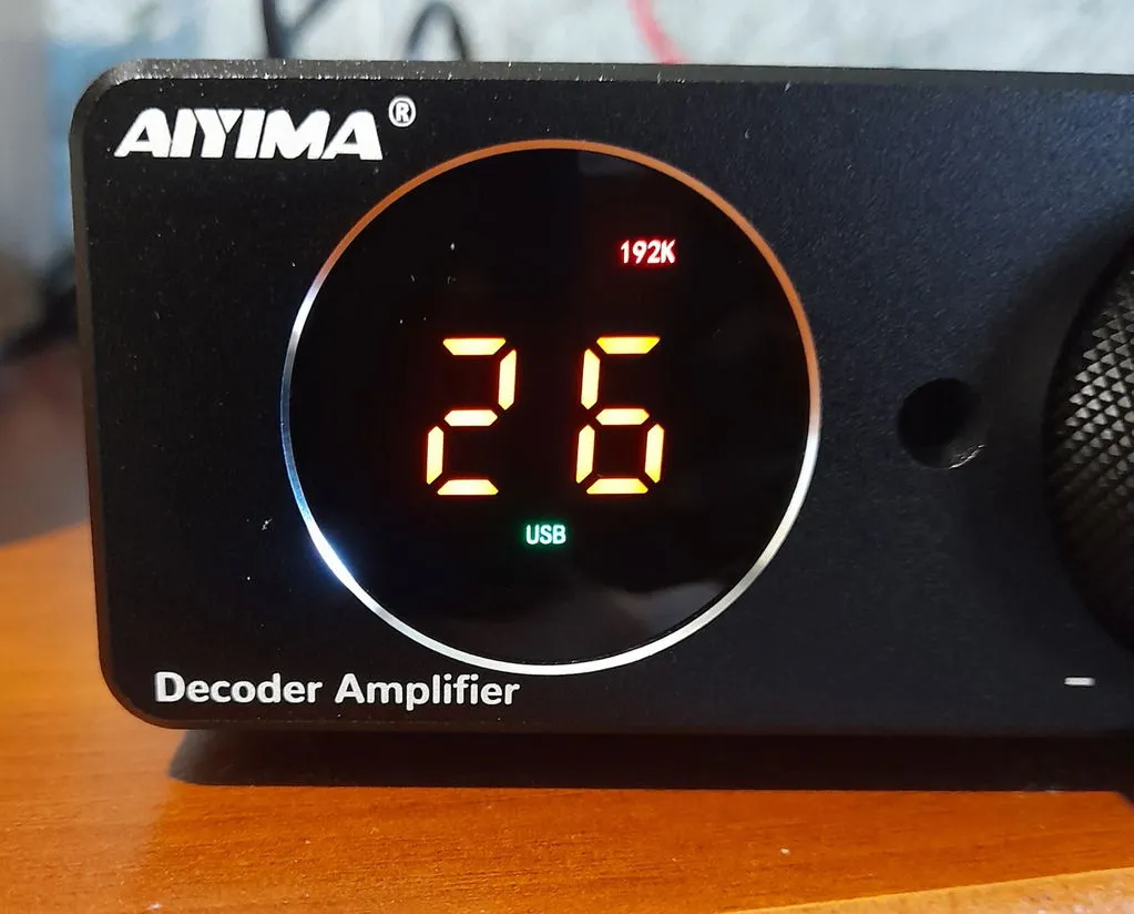 Aiyima Decoder forstærker EU 32V 2x300W Bluetooth